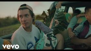 Video post by @elismartvevo8586 on YouTube