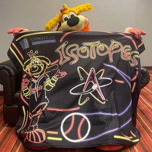Image post by @abqtopes on Instagram