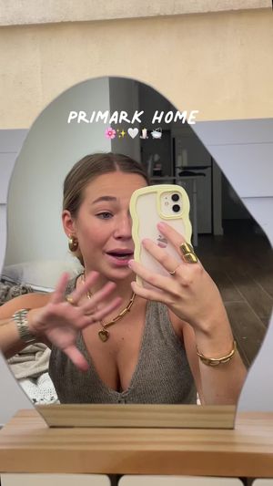 Video post by @carlotagrandeb on TikTok
