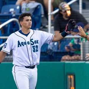 Image post by @everettaquasox on Instagram