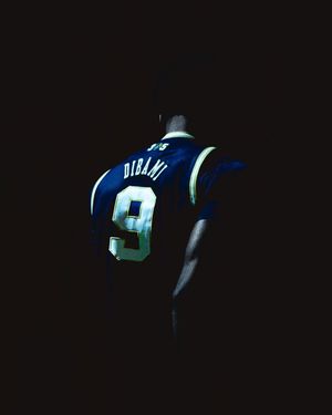 Image post by @johnnysjpg on Instagram