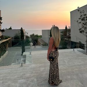 Image post by @style__with__gena on Instagram