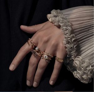 Image post by @juliaszendreijewelry on Instagram