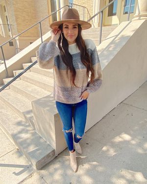 Image post by @sabrinanoellee on Instagram