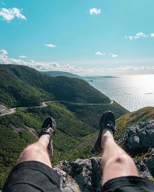 Image post by @livelifeintents on Instagram