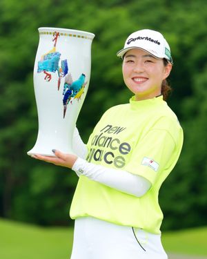 Image post by @taylormade_golf_japan on Instagram