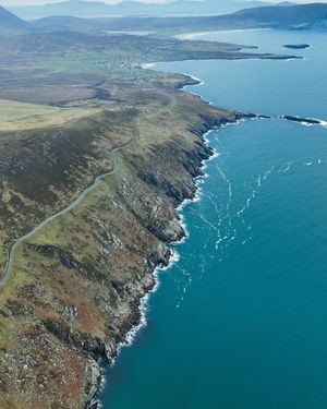 Image post by @thewildatlanticway on Instagram