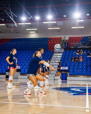 Image post by @fauvolleyball on Instagram