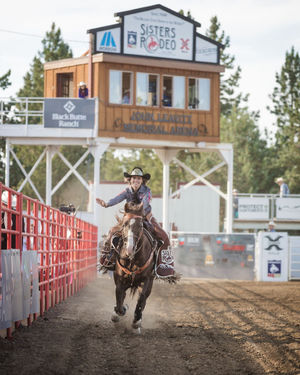 Image post by @sistersrodeo on Instagram