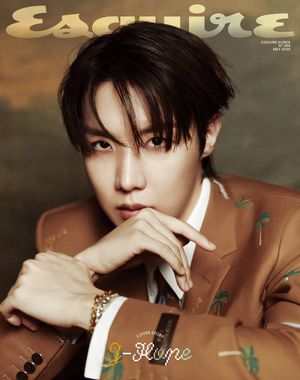 Image post by @esquire.korea on Instagram