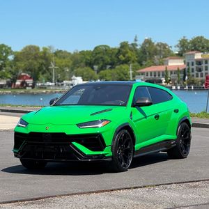 Image post by @lambogreenwich on Instagram