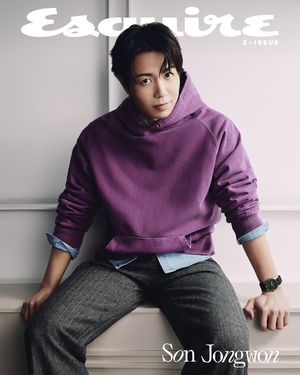 Image post by @esquire.korea on Instagram
