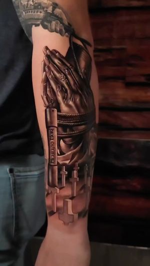 Video post by @skindesigntattoos on Instagram