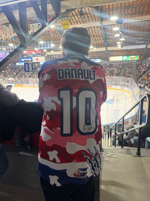 Image post by @lhjmq_qmjhl_ on Instagram