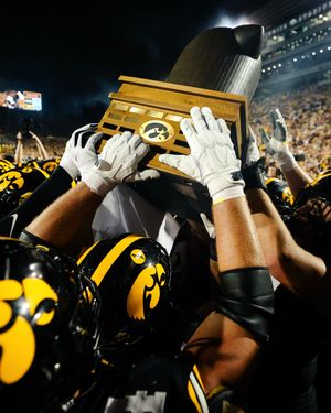Image post by @theiowahawkeyes on Instagram