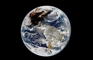 Image post by @thom_astro on Instagram