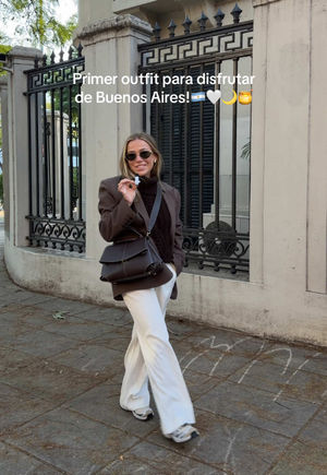 Video post by @carlotagrandeb on TikTok
