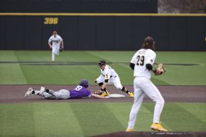 Image post by @UIBaseball on Twitter