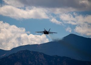 Image post by @usnavyblueangels on Instagram
