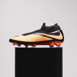 Image post by @soccerdotcom on Instagram