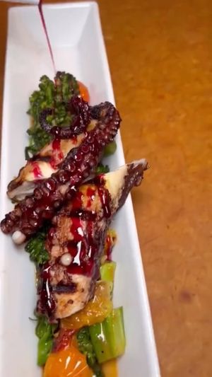 Video post by @lipsmackingfoodie on Instagram