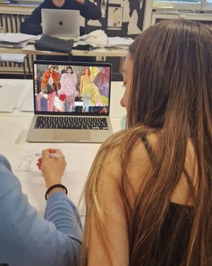 Image post by @milanfashioncampus on Instagram