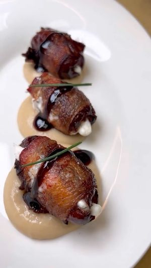 Video post by @lipsmackingfoodie on Instagram