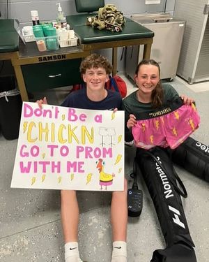 Image post by @chicknlegsrunning on Instagram