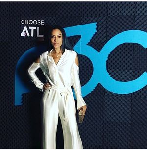 Image post by @angelarye on Instagram
