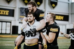 Image post by @HawkeyeFootball on Twitter