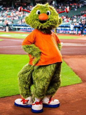 Image post by @orbitastros on Instagram