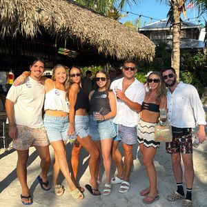 Image post by @seacretsusa on Instagram