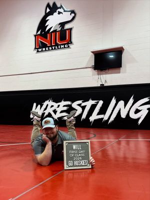 Image post by @niu_wrestling on Instagram