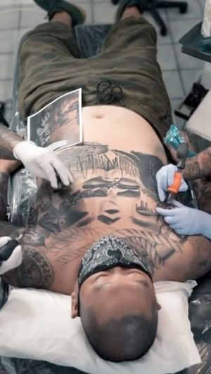 Video post by @skindesigntattoos on Instagram