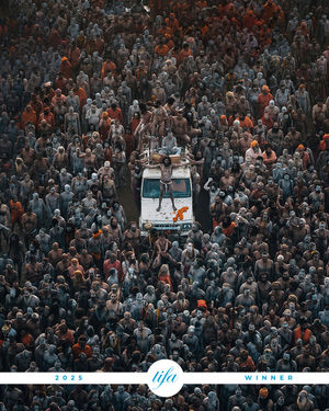 Image post by @tokyofotoawards on Instagram