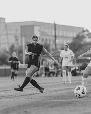 Image post by @UHCougarSoccer on Twitter