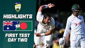 Video post by @cricketcomau on YouTube