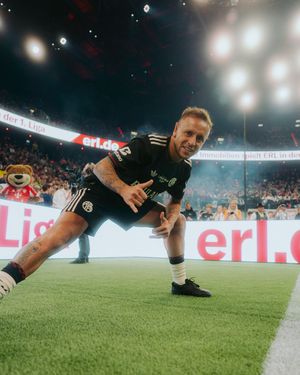 Image post by @fcbayern on Instagram