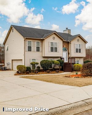 Image post by @woodallrealtygroup on Facebook
