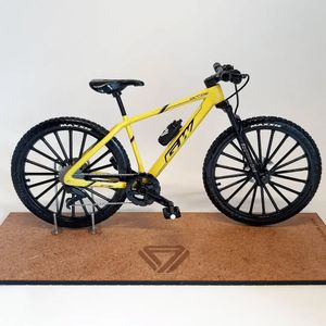 Image post by @minibicis on Instagram