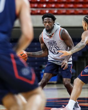 Image post by @auburnmbb on Instagram
