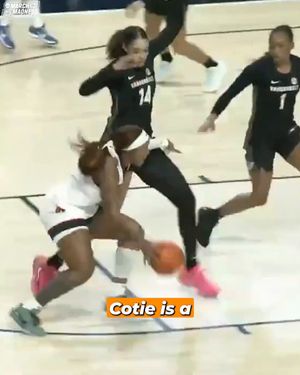 Video post by @MarchMadnessWBB on Twitter