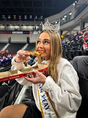 Video post by @Miss Austin Peay Volunteer 2024, Kara Short on Facebook