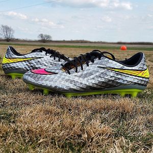 Image post by @soccerdotcom on Instagram