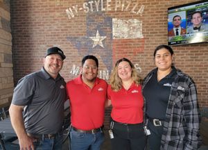 Image post by @parryspizza on Instagram