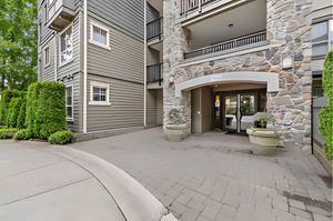 Image post by @kellyraaberealestate on Instagram