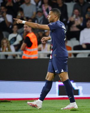 Image post by @psg on Instagram