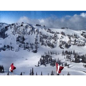 Image post by @whistlerblackcomb on Instagram
