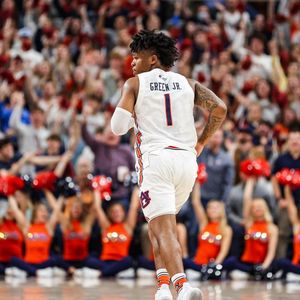 Image post by @auburnmbb on Instagram