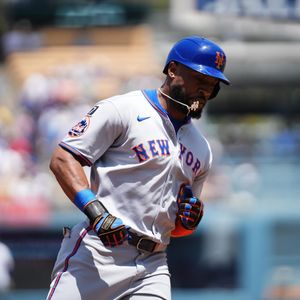 Image post by @losmets on Instagram